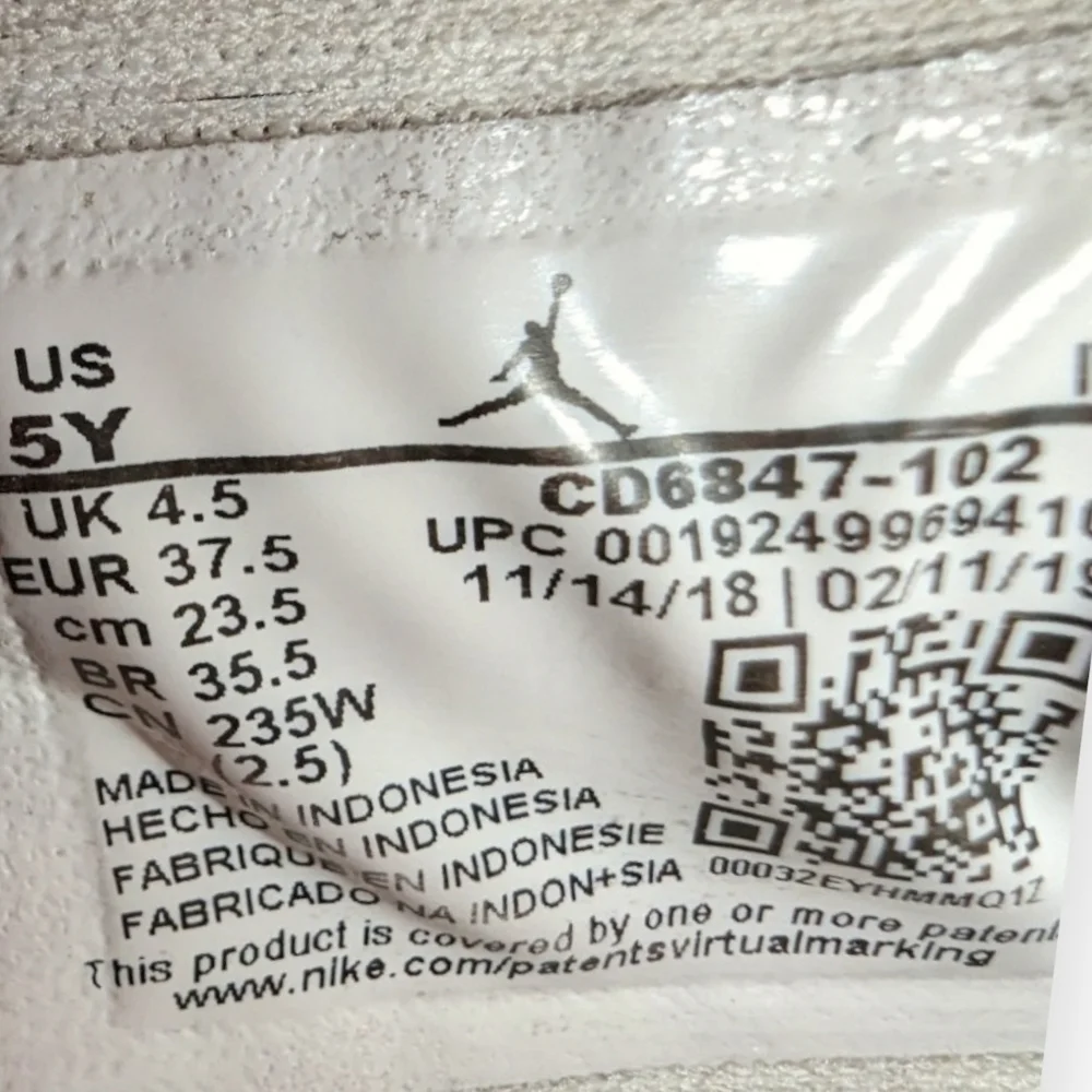 Nike Air Jordan 11 Retro Sneakers Low Top Snake Navy White CD6847-102 Size 5Y